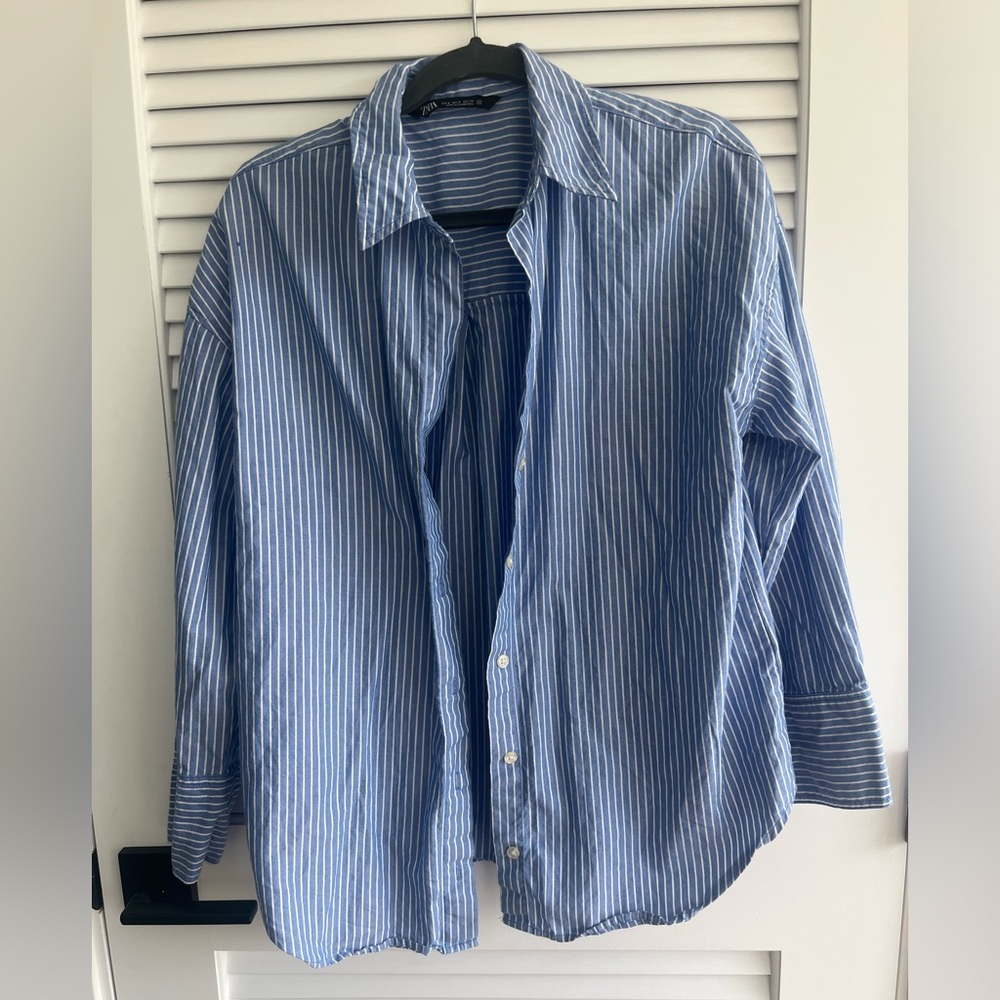 ZARA pin striped blue button down (S)